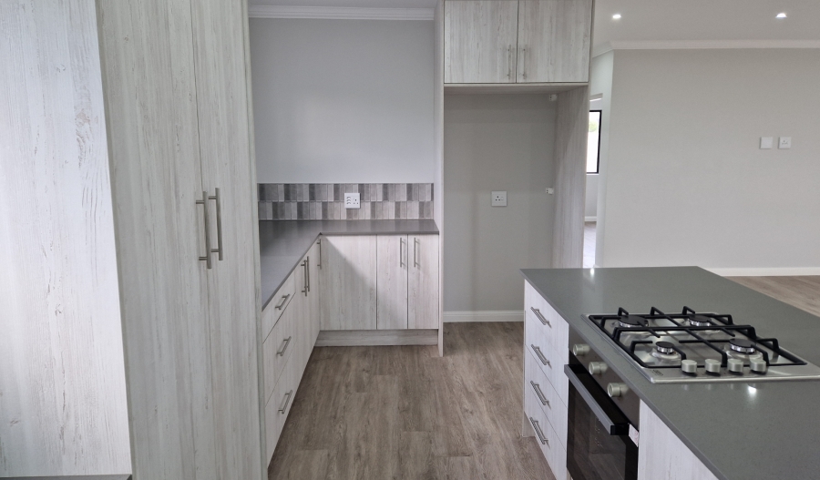 3 Bedroom Property for Sale in Paradise Beach Eastern Cape